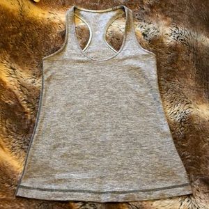 CROPPED lululemon Cool Racerback gray sz 6